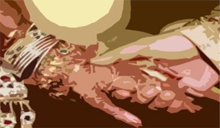 मुस्लिम युवती से शादी करने पर मिला गांव छोड़ने का फरमान