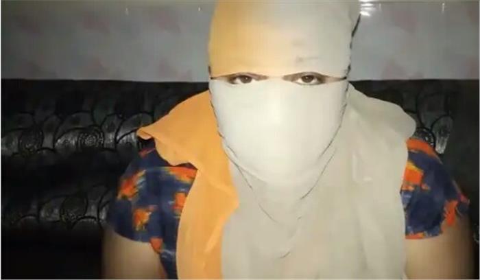 महिला ने ससुरालियों पर लगाया मारपीट व तलाक देने की धमकी का आरोप