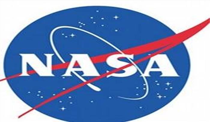 मंगल पर चट्टान पर धारियों से पानी के संकेत मंगल पर चट्टान पर धारियों से पानी के संकेत