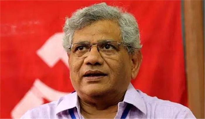 भारी सुरक्षा के बीच श्रीनगर पहुंचे सीताराम येचुरी