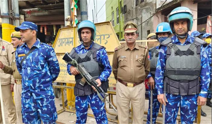 मथुरा में श्रीकृष्ण जन्मभूमि-ईदगाह परिसर में भारी सुरक्षा बल तैनात, इलाके में धारा 144 लागू