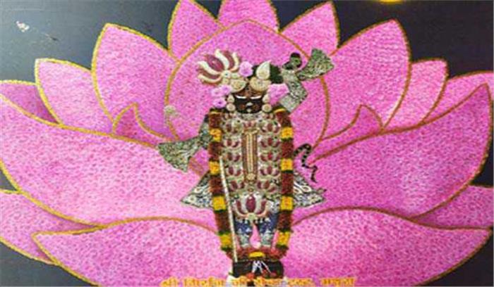 56 भाेग के लिये अन्नपूर्णा रथ गोवर्धन रवाना 56 भाेग के लिये अन्नपूर्णा रथ गोवर्धन रवाना