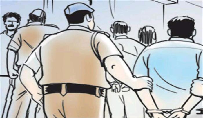 मेरठ से 3 तस्कर गिरफ्तार, 4 किलो से अधिक चरस बरामद
