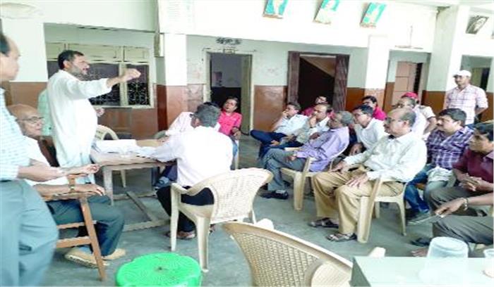 सिटी महा काली बाड़ी अध्यक्ष ने किया कार्यकारणी को भंग