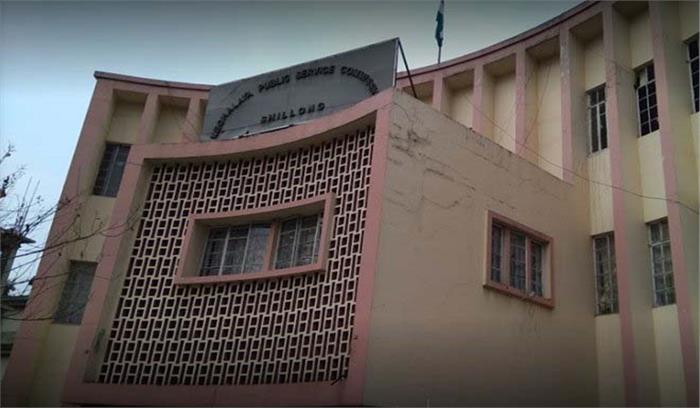 एमपीएससी के कार्यालय पर अज्ञात लोगों ने फेंका पेट्रोल बम 