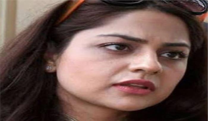 महबूबा की बेटी ने कश्मीरी बंदियों की रिहाई की मांग की