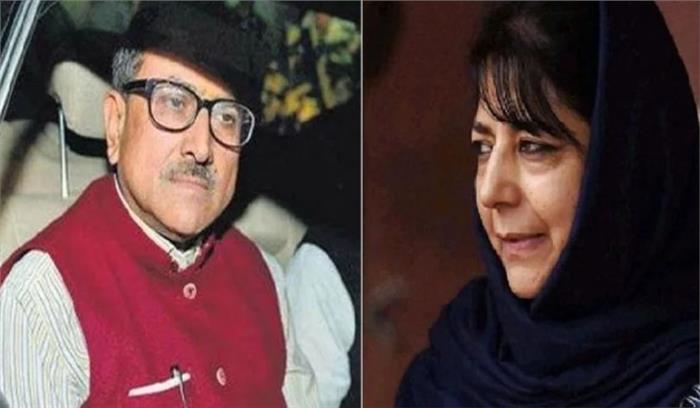 कुपवाड़ा मुठभेड़ में शहीद जवानों को महबूबा मुफ्ती और निर्मल सिंह ने दी श्रद्धाजंलि कुपवाड़ा मुठभेड़ में शहीद जवानों को महबूबा मुफ्ती और निर्मल सिंह ने दी श्रद्धाजंलि