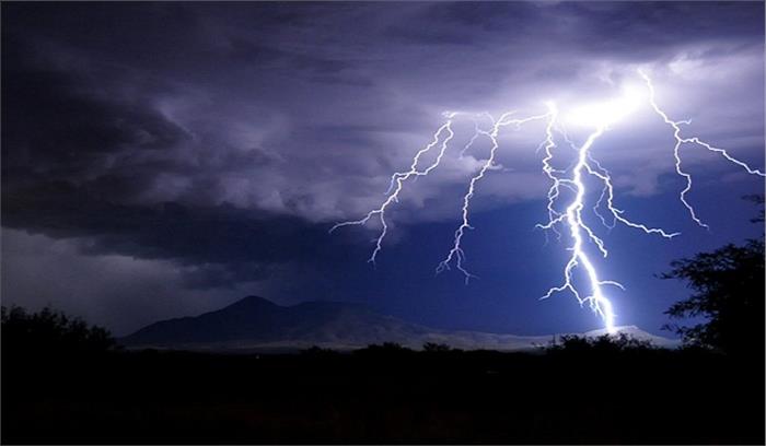 दिल्ली सहित इन राज्यों और केंद्र शासित प्रदेशों में आंधी, तेज हवाएं चलने की संभावना