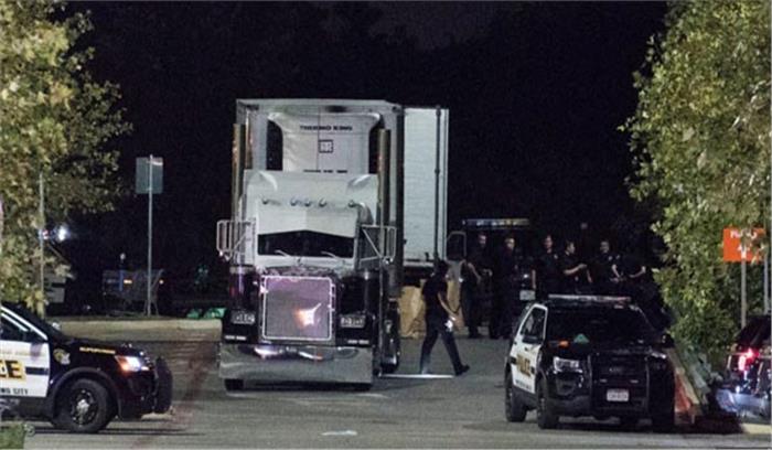 मेक्सिको में  ट्रक के अंदर से मिले  बुरी अवस्था में 109 प्रवासी