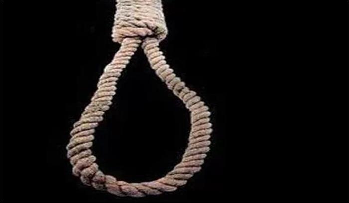 अधेड़ ने की आत्महत्या