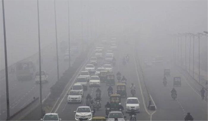 दिल्ली में सुबह धुंध, वायु गुणवत्ता बेहद खराब दिल्ली में सुबह धुंध, वायु गुणवत्ता बेहद खराब