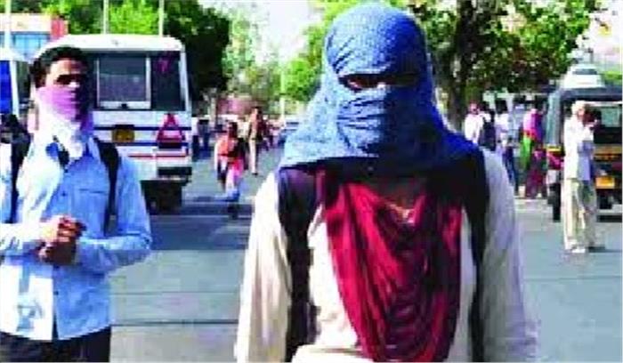 गर्मी के तेवर तीखे, गर्म हवाओं ने लोगों को किया बेहाल