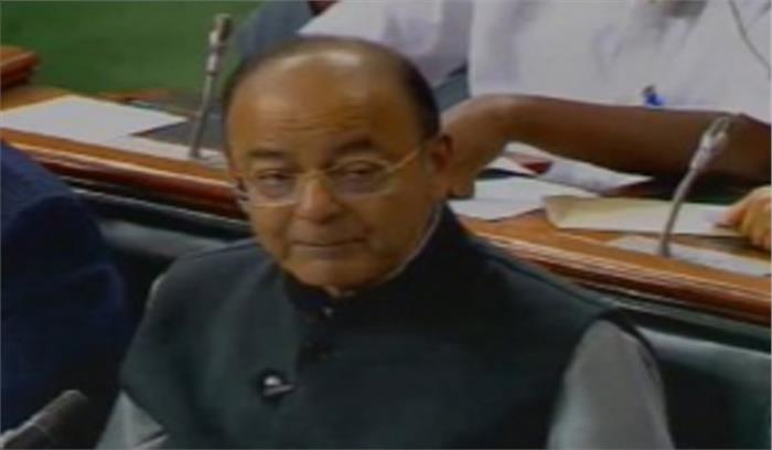 महिला स्वयं सहायता समूहों के लिए ऋण में पिछले साल की तुलना 37 फीसदी का इजाफा