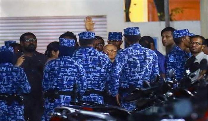 मालदीव अधिकारियों ने भारतीय पत्रकार को हिरासत में लिया