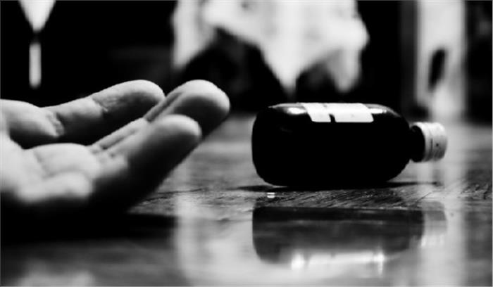 नाबालिग ने जहर खाकर की आत्महत्या