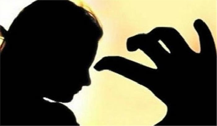 नाबालिग को घर से उठाकर दुष्कर्म, 12 वर्ष की कैद