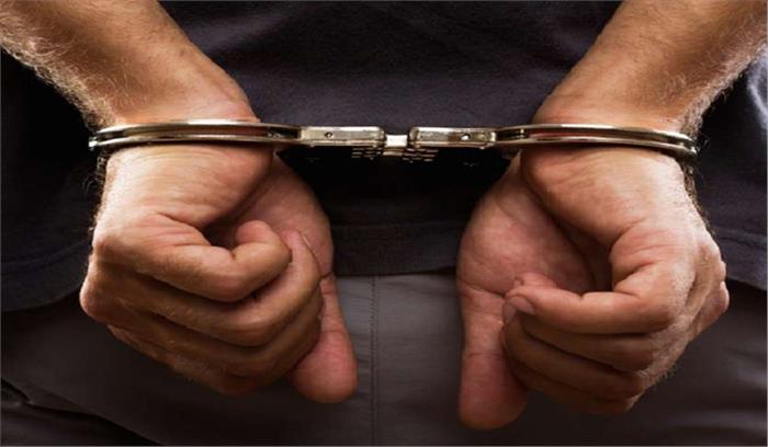 नाबालिग के वीडियो बनाने के आरोप में एक गिरफ्तार