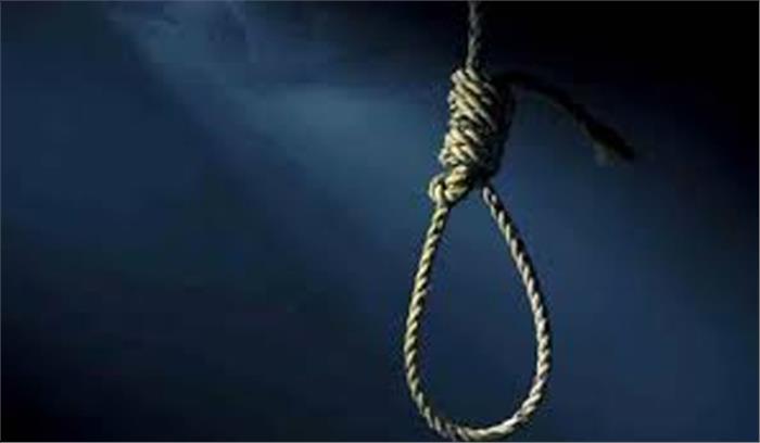 नाबालिग ने फांसी लगाकर की आत्महत्या