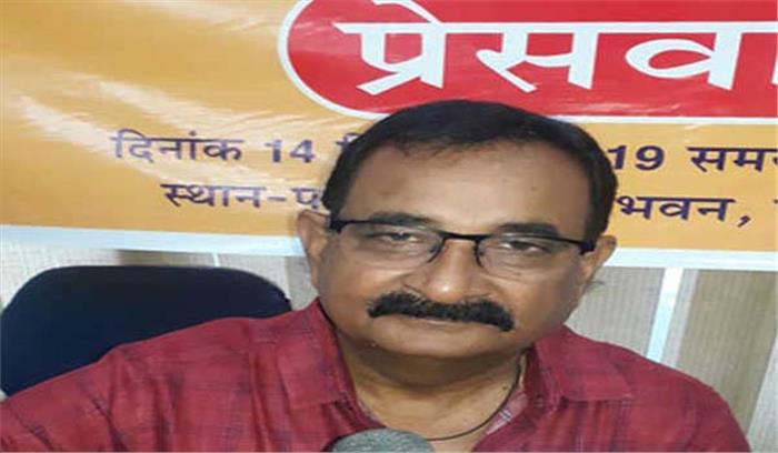 मोदी के जन्मदिन पर हनुमान जी को डेढ़ किलो सोने का मुकुट होगा समर्पित मोदी के जन्मदिन पर हनुमान जी को डेढ़ किलो सोने का मुकुट होगा समर्पित