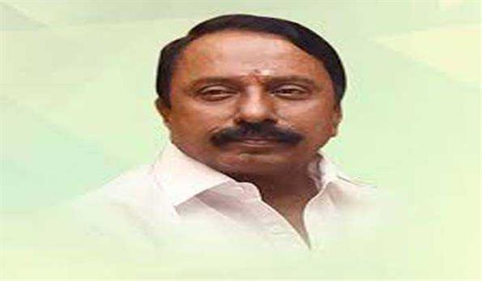 मोदी की चर्चा देखने को छात्रों को स्कूल आने का आदेश नहीं : मंत्री