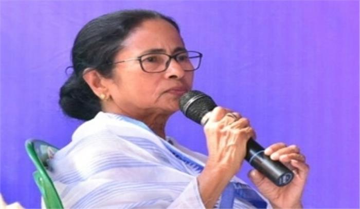 मोदी पुराने दिनों के कालिदास की तरह : ममता