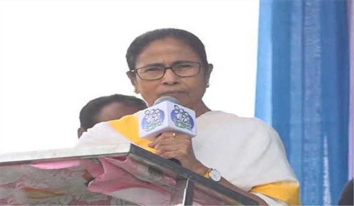 मोदी बंगाल में समानांतर सरकार चलाने को प्रयास कर रहे है : ममता