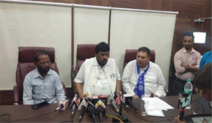 मोदी-शाह से मिलकर करूंगा उप्र को दो हिस्सों में बांटने की मांग : अठावले