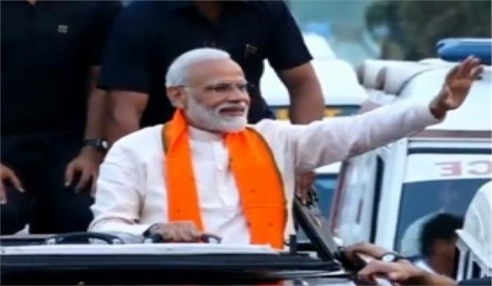 मोदी ने भुवनेश्वर में किया रोड शो