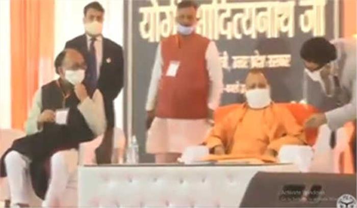 मोदी के नेतृत्व में भारत बना दुनिया में रोल माडल : योगी