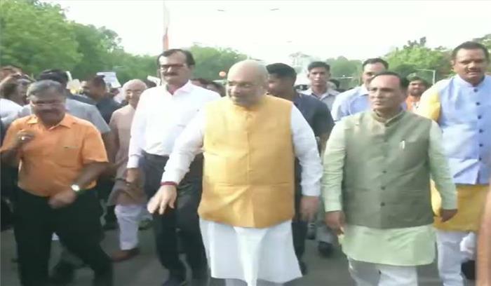 केंद्रीय गृह मंत्री अमित शाह ने अहमदाबाद में इनकम टैक्स फ्लाईओवर का किया लोकार्पण