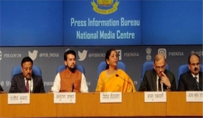 मोदी सरकार अल्पसंख्यकों पर मेहरबान, 6 साल में 15 सौ करोड़ बढ़ाया बजट मोदी सरकार अल्पसंख्यकों पर मेहरबान, 6 साल में 15 सौ करोड़ बढ़ाया बजट