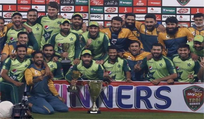 PAKvsSA: 100वीं टी-20 जीत के साथ पाकिस्तान ने सीरीज पर किया कब्जा
