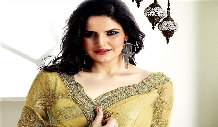 जरीन के साथ काम करना सहज रहा : मोहित मदान जरीन के साथ काम करना सहज रहा : मोहित मदान