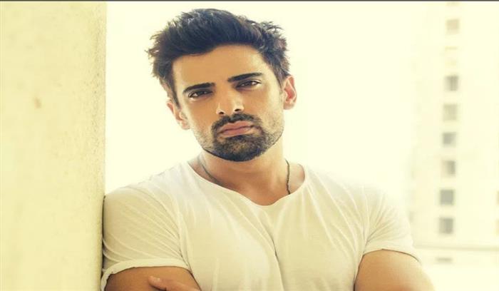 मुझे इस रॉकस्टार लुक से प्यार है:  मोहित मलिक