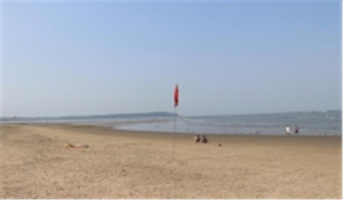 गोवा के समुद्र तटों पर 48 घंटों के लिए तैराकी पर प्रतिबंध