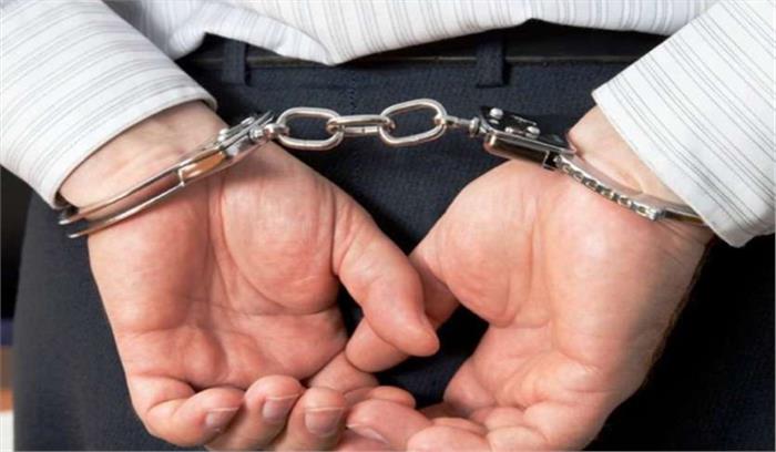 माँ दुर्गा के प्रति अभद्र टिप्पणी करने वाला शिक्षक गिरफ्तार