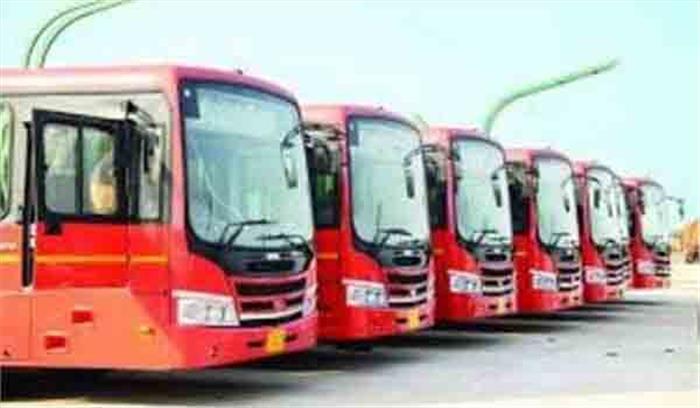 मुंबई से वाराणसी बस सेवा का शुभारंभ किया