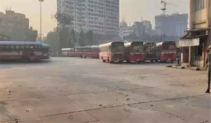 मुंबई में बेस्ट की लगातार 7वें दिन हड़ताल से यात्री परेशान