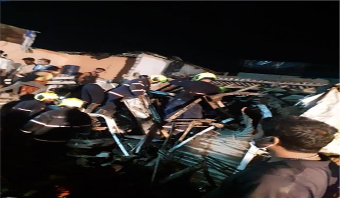 मुंबई हादसा : पीएम, सीएम ने मृतकों के परिजनों के लिए की मुआवजे की घोषणा