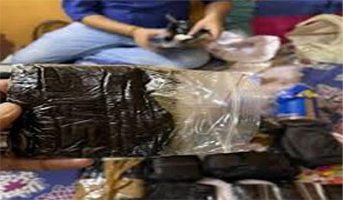 मुंबई पुलिस ने 1.02 करोड़ रुपये की चरस जब्त की