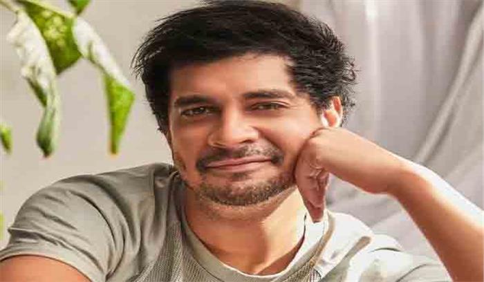 किरदार से गहराई से जुड़ जाता हूं : ताहिर