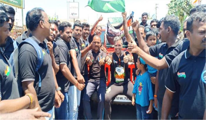 150वीं गांधी जयंती : बॉलीवुड हस्तियों ने बापू को श्रद्धांजलि अर्पित की 150वीं गांधी जयंती : बॉलीवुड हस्तियों ने बापू को श्रद्धांजलि अर्पित की