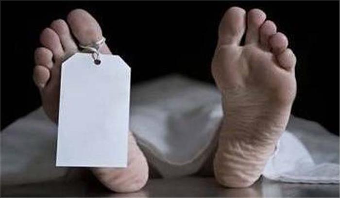 मुंबई : धातु का छज्जा गिरा, 1 की मौत