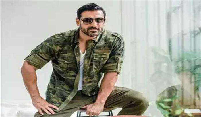 जॉन और अक्षय की फिल्में बॉक्स ऑफिस पर टकरायेंगी