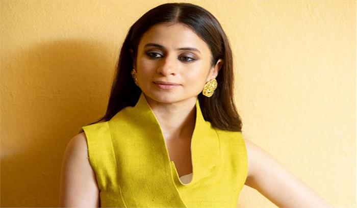 फिल्म हैशटैग गढ़वी को खास शैली में नहीं रख पाई रसिका  