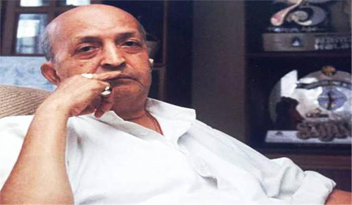 रूमानी गीतों से दीवाना बनाया था अंजान ने रूमानी गीतों से दीवाना बनाया था अंजान ने