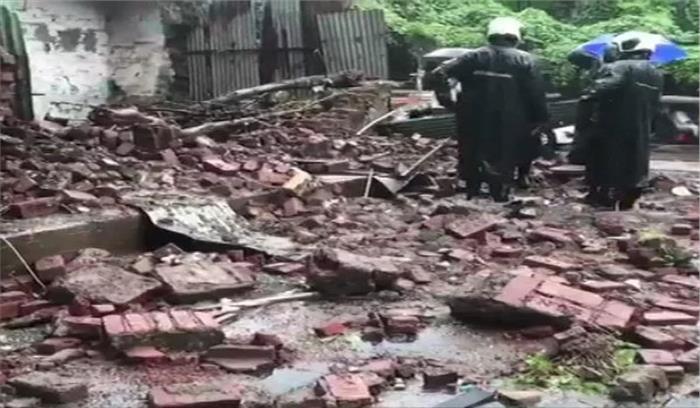 मुंबई के साकी नाका में दीवार गिरने से एक व्यक्ति की मृत्यु मुंबई के साकी नाका में दीवार गिरने से एक व्यक्ति की मृत्यु