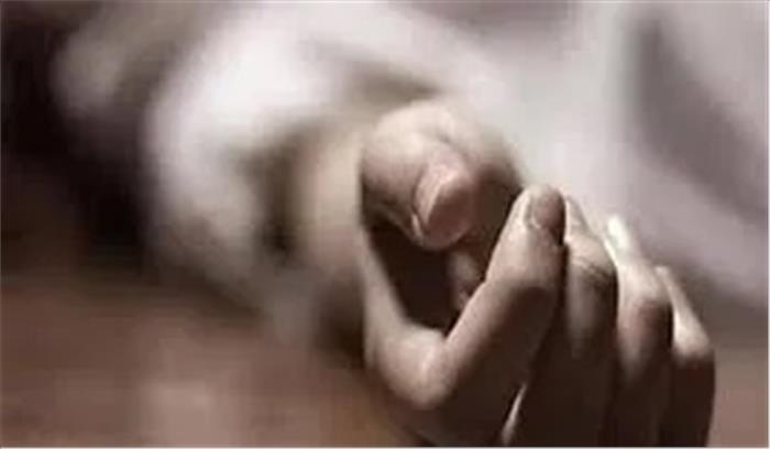 मोबाइल फोन छीनने से नाराज लड़के ने की आत्महत्या मोबाइल फोन छीनने से नाराज लड़के ने की आत्महत्या