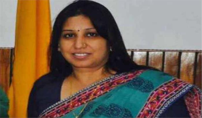 इलाहाबाद नगर निकाय में भाजपा प्रत्याशी अभिलाषा नंदी आगे