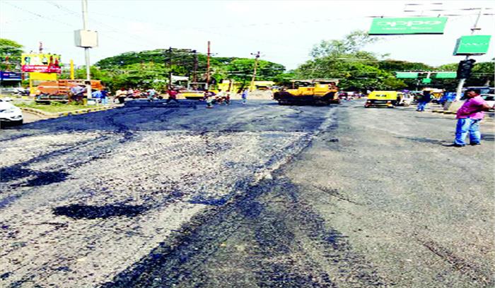 दस साल में सड़कों पर 10 अरब खर्च!